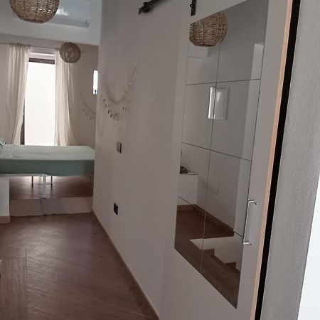 La Casa Di Carlotta Apartment Iglesias Luaran gambar